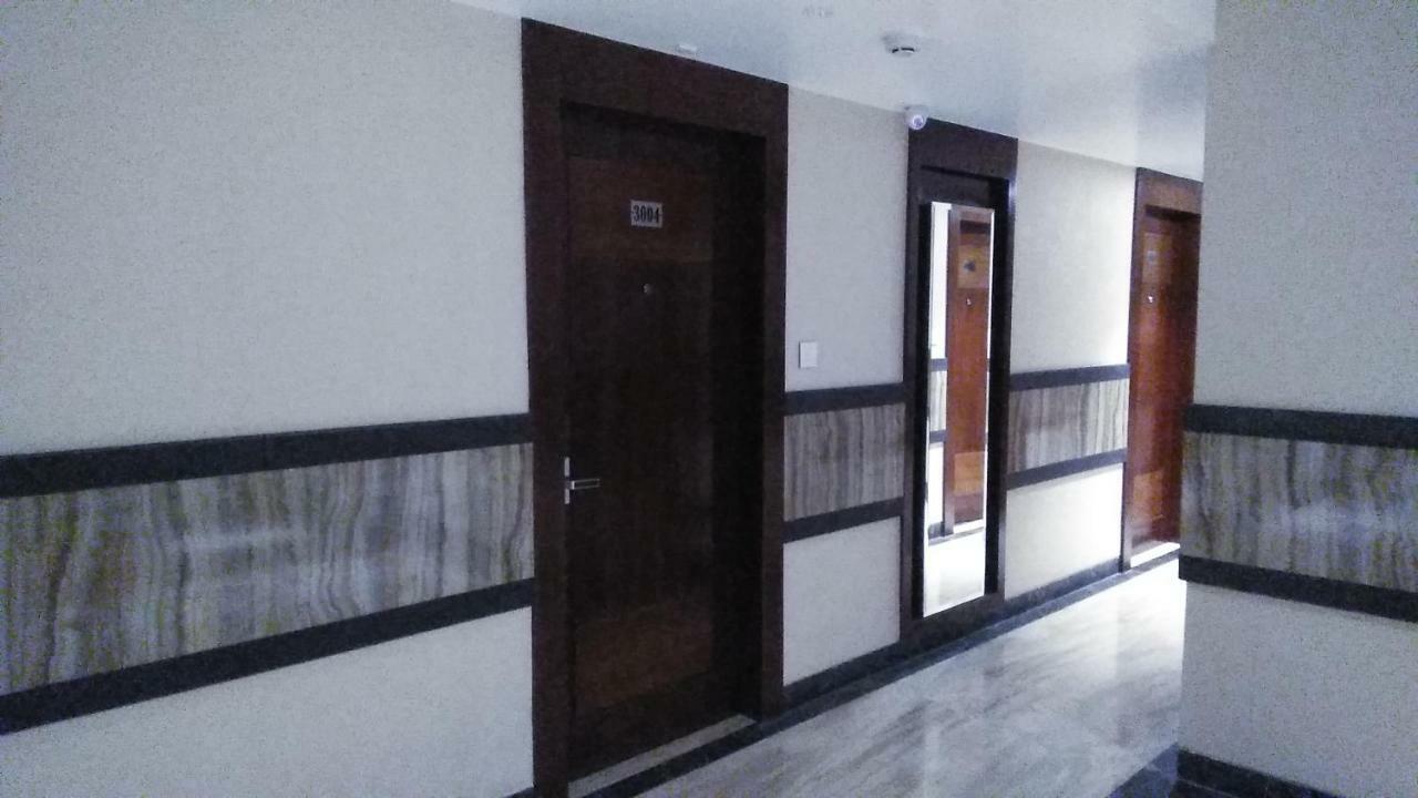 Square Inn Hotel,Varanasi Exterior photo